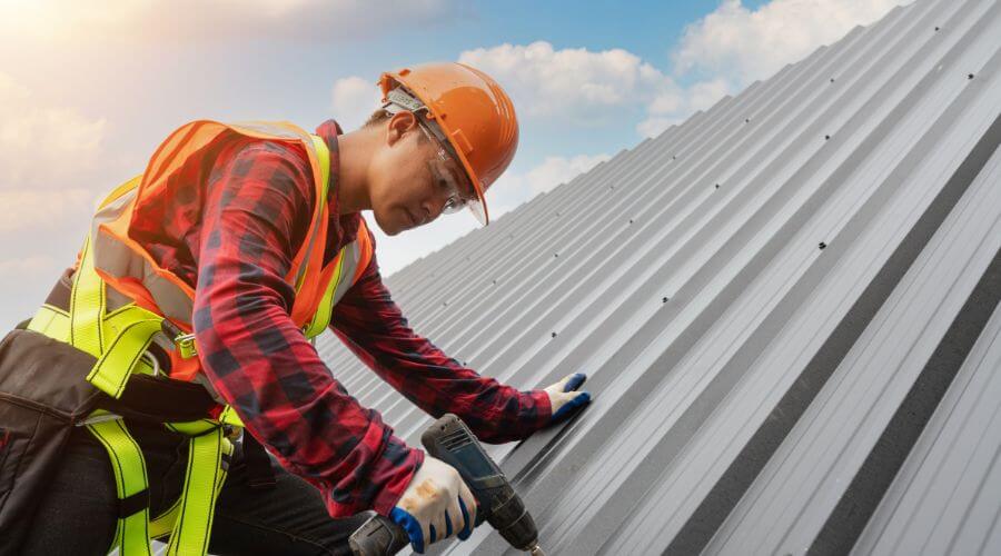 Professional Emergency Roof Repairs services in Bruceton Mills, WV